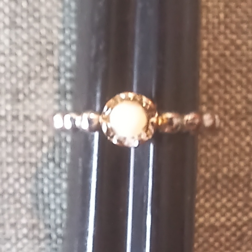 Faux White Stone Ring on Silvertone Band with Worn Patina - Pre-loved (Sz 7)